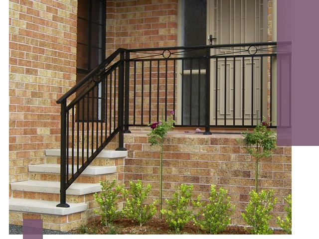 Уличные перила из металла под ключ в Кузнецке