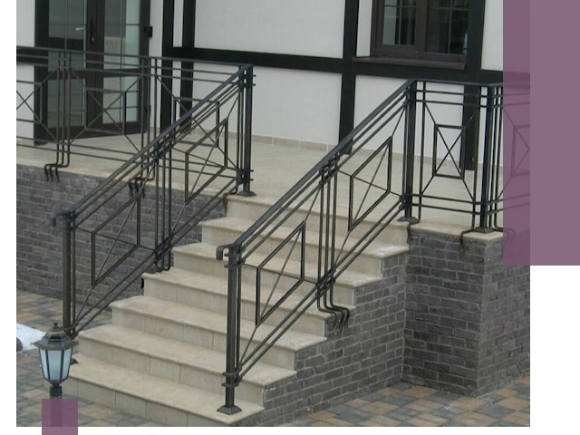 Перила для крыльца в Кузнецке — монтаж, изготовление и установка