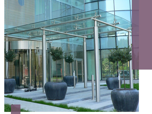 Навесы из стекла на заказ в Кузнецке — монтаж и установка